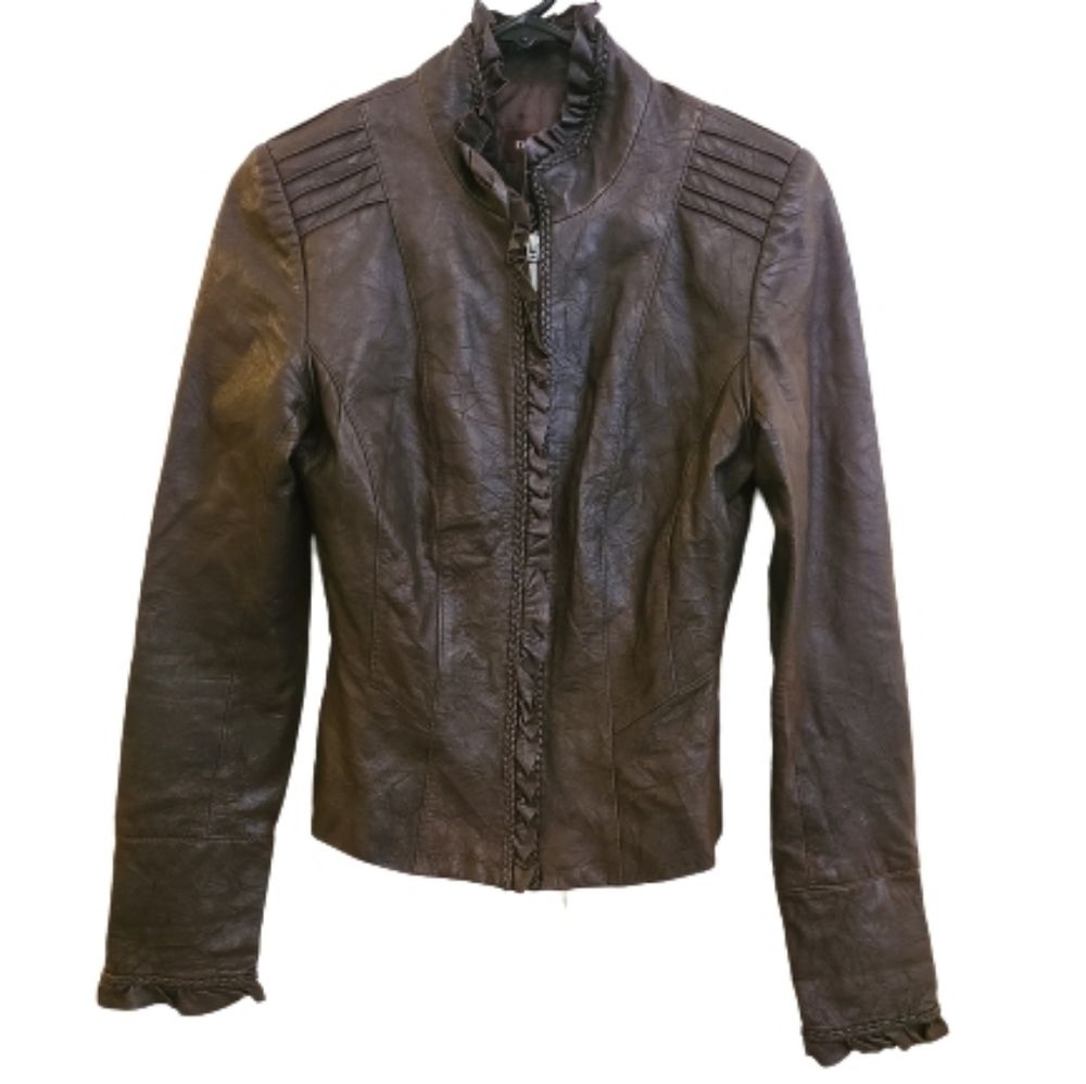 Danier Feminine Leather jacket